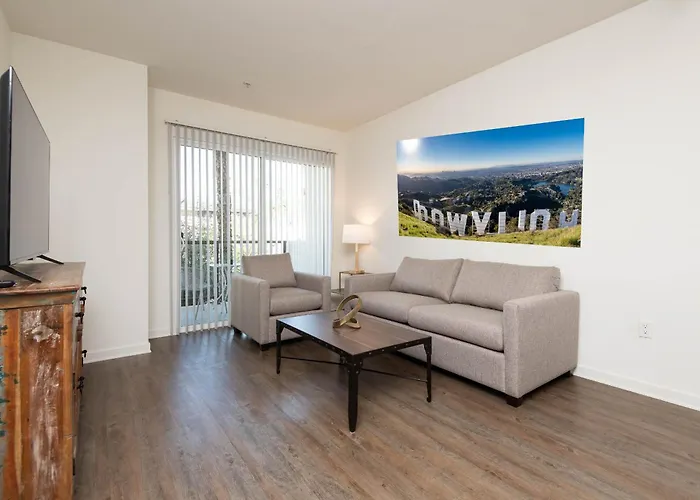 Hollywood Cozy Apartment